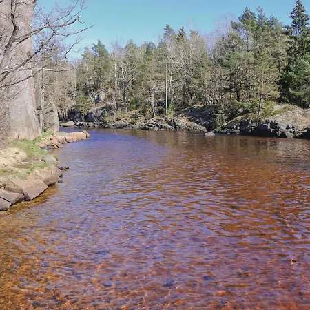 Tatil Evi Risor With Fireplace I Nipe